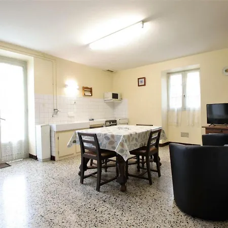 Gîte Lasse, 3 pièces, 4 personnes - FR-1-384-379 Appartement